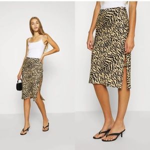 GOOD AMERICAN Sand Zebra Bias Slit Midi Skirt Size 3/Large (Matching Top listed)